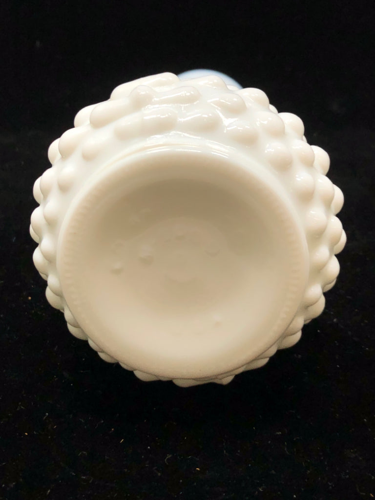 VTG HOBNAIL MILK GLASS BUD VASE.