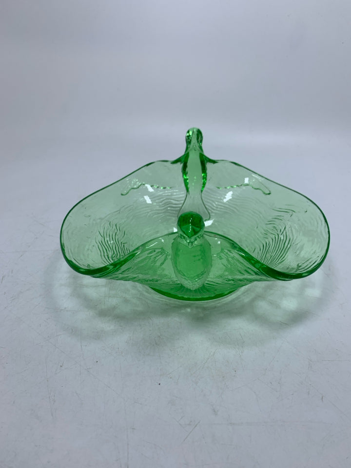 VTG DEPRESSION GLASS BIRD HANDLES BOWL.