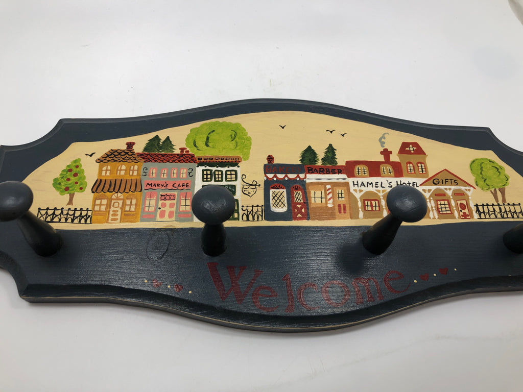 PRIMITIVE PAINTED WALL HANGER "WELCOME" W/4 HOOKS.