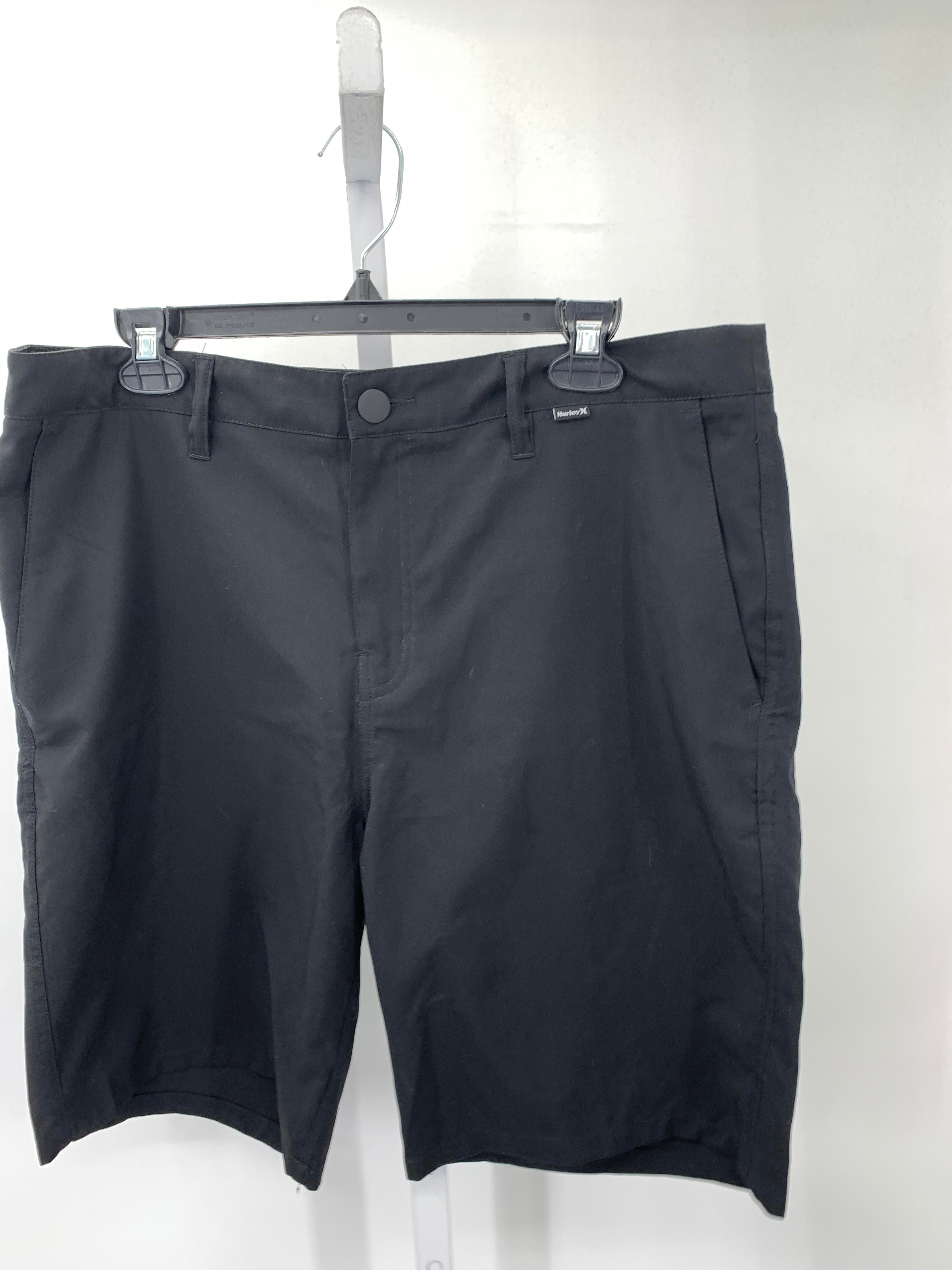 REGULAR FIT SHORTS