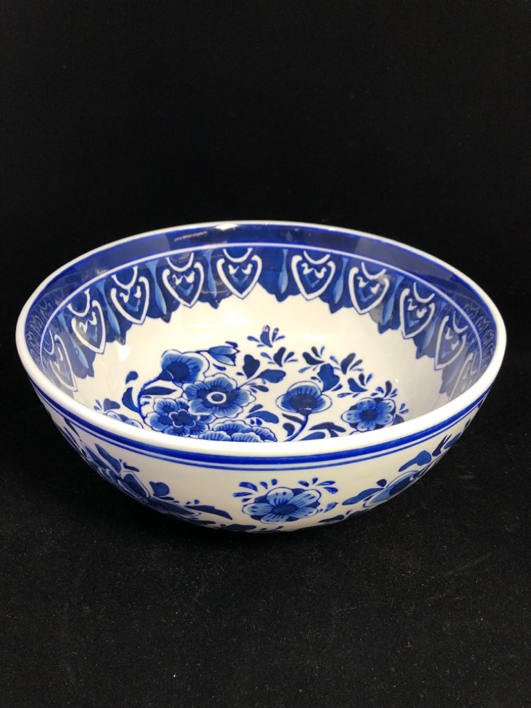 BLUE FLORAL CENTRUM CERAMIC BOWL.