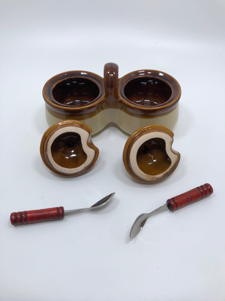 VTG GLAZED STONEWARE DOUBLE CONDIMENT SERVER W/ LIDS & SPOONS.