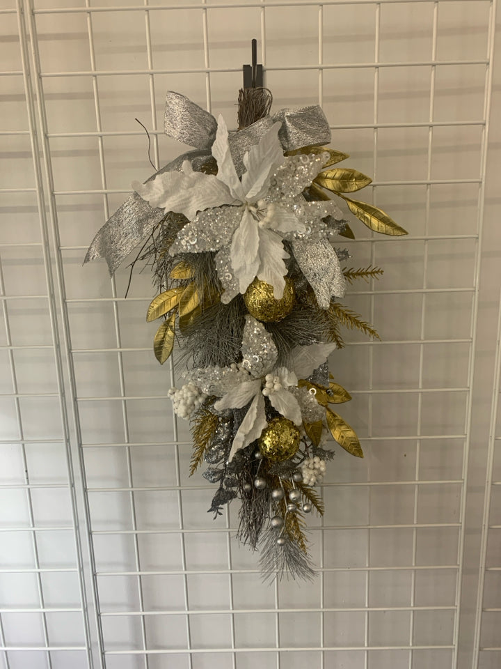 SILVER AND GOLD SPARKLE SWAG HANGING W WHITE FLORAL.