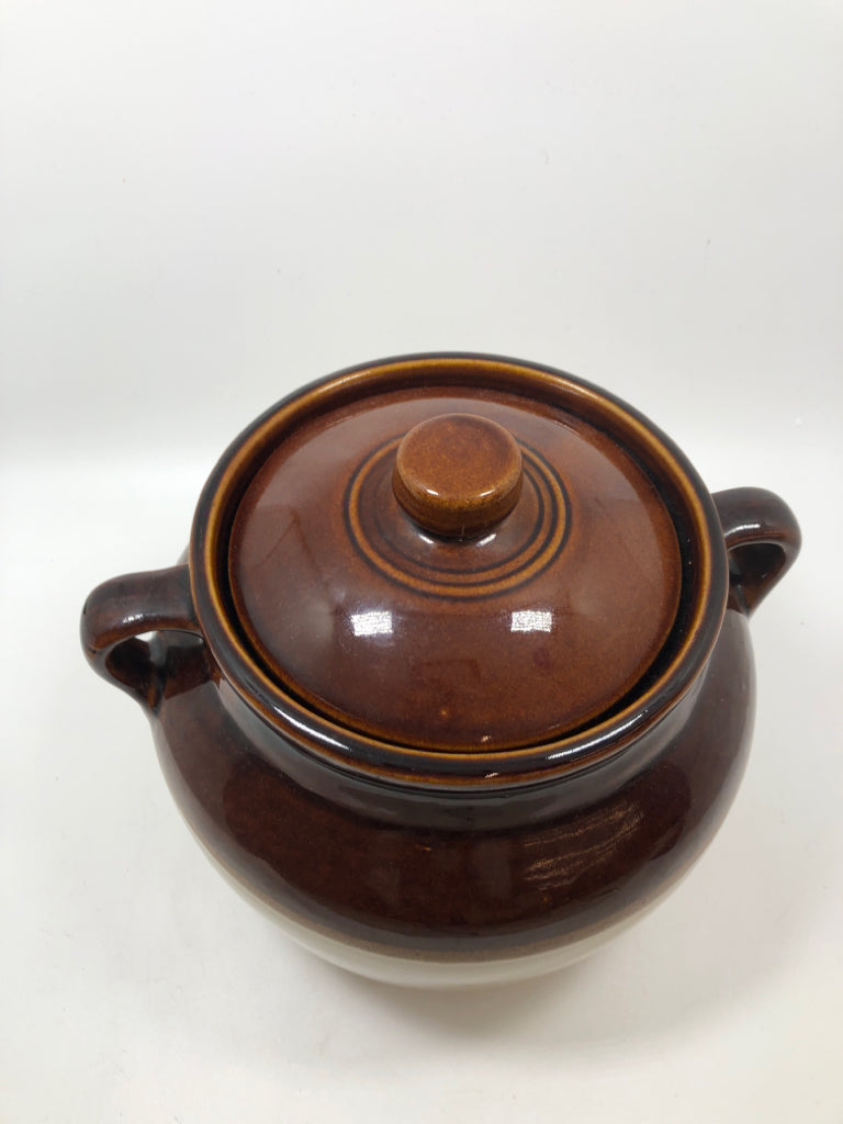 VTG DOUBLE HANDLED STONEWARE BEAN POT.