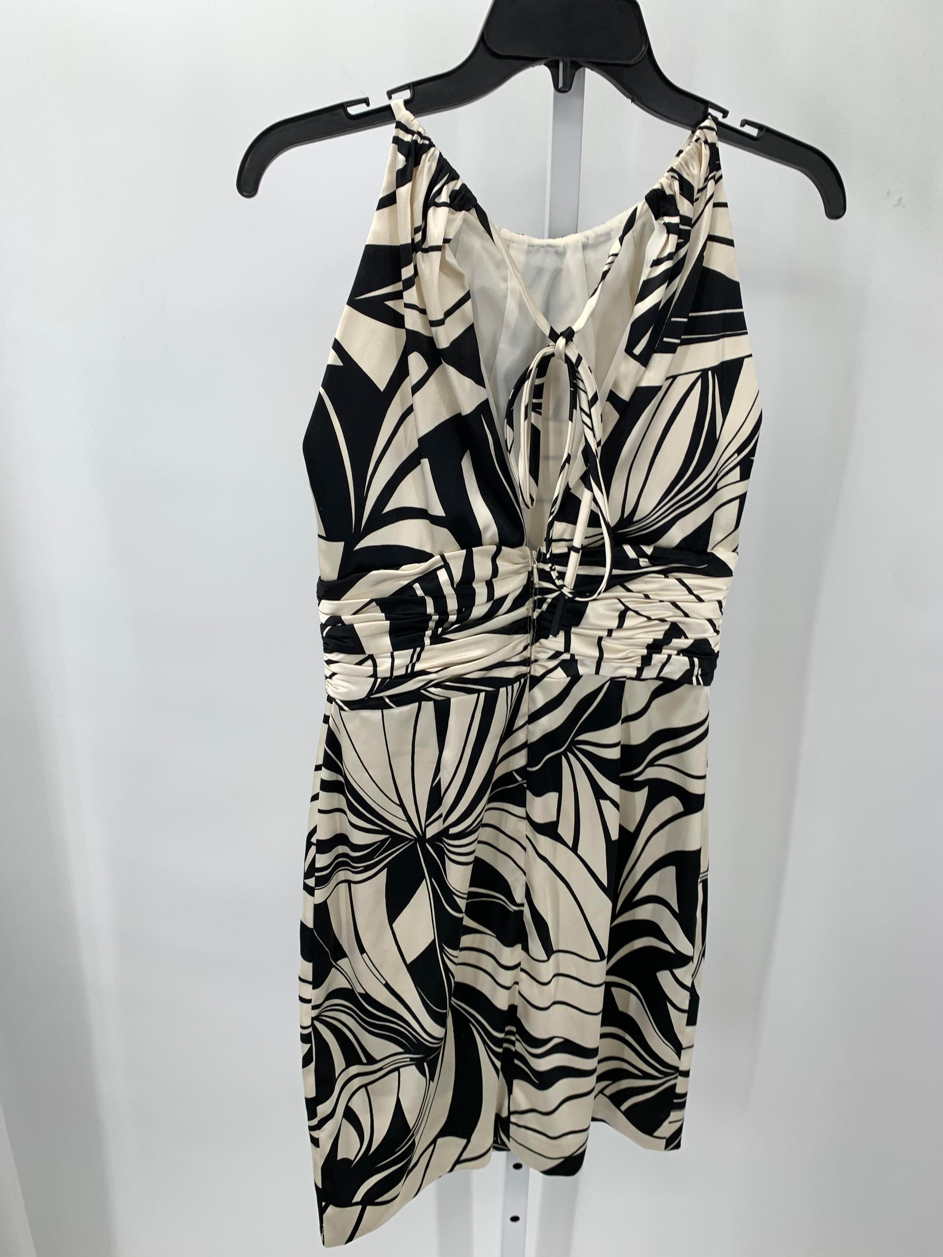 Maggy London Size 4 Misses Sleeveless Dress