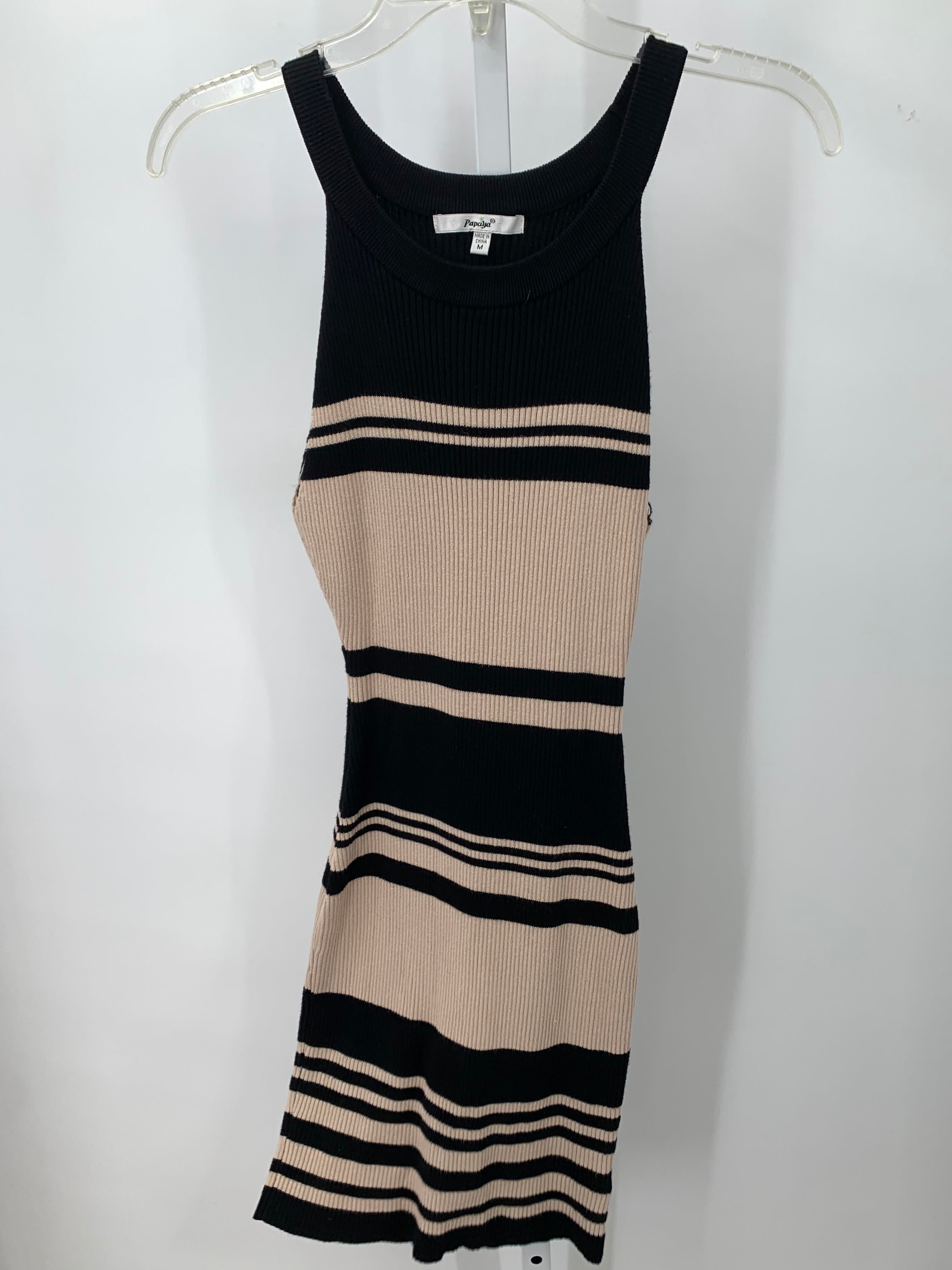 Papaya Size Medium Juniors Sleeveless Dress