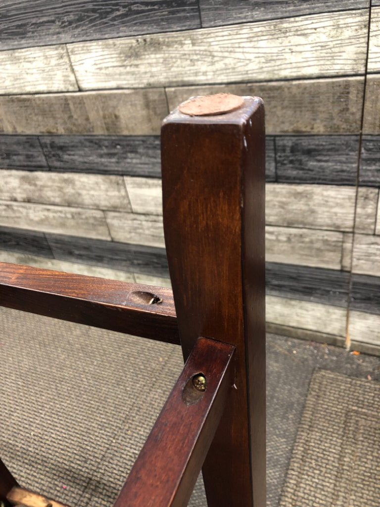 2 LEATHER SEAT WOODEN BENCH BAR STOOLS.