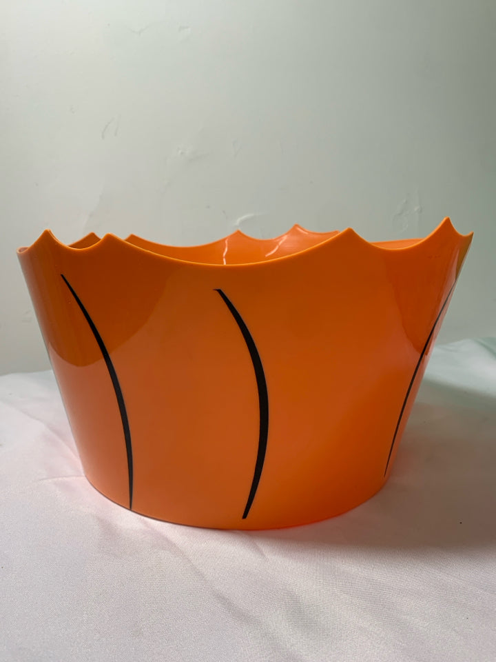 JACK O LANTERN CANDY BUCKET.