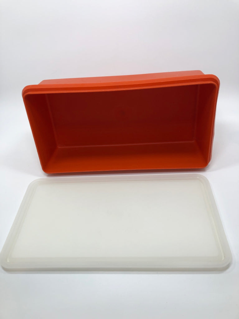 VTG ORANGE RECTANGLE TUPPERWARE STORAGE.