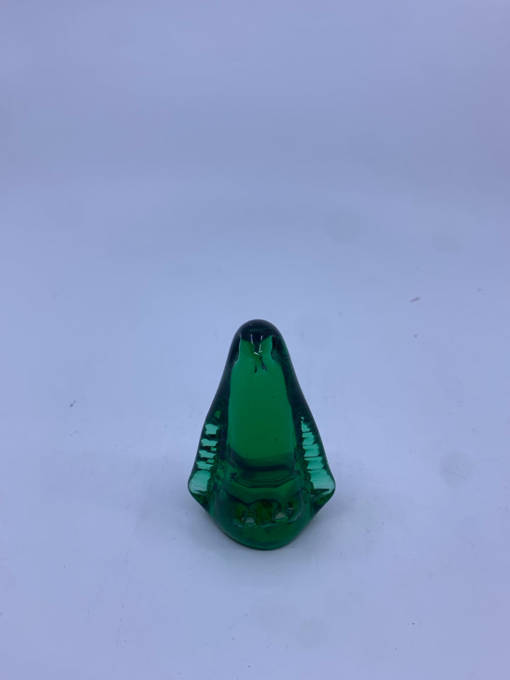 VTG DARK GREEN BLOWN GLASS PENGUIN PAPER WEIGHT.