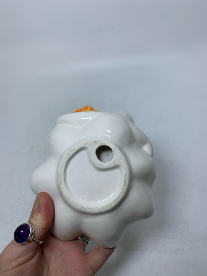 SMALL COAST BOWL W/ PUPKIN.