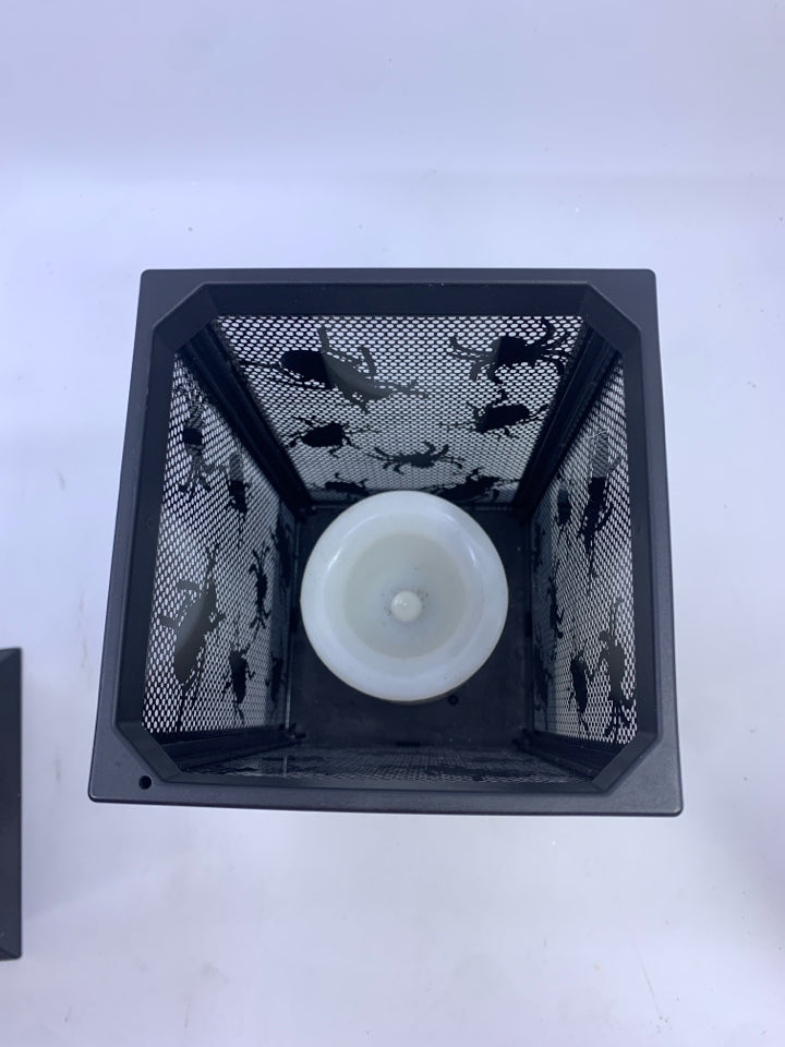 PLASTIC BLACK SPIDER CANDLE HOLDER W/ BATTERY LIGHT UP.