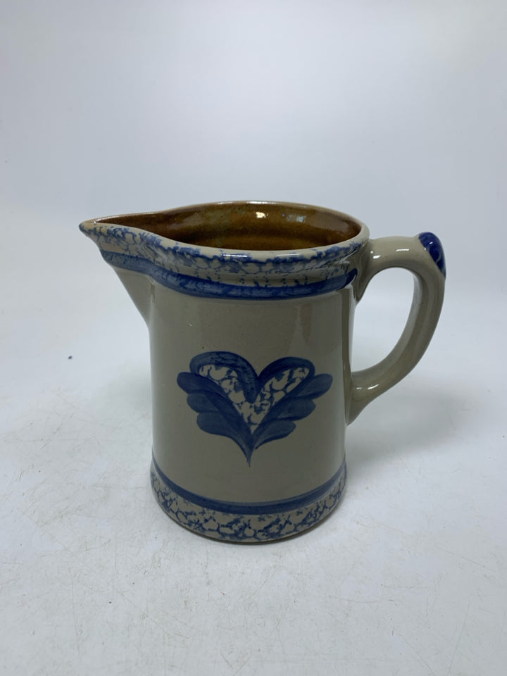 VTG BLUE SPONGEWARE W/ HEART PITCHER 1998.