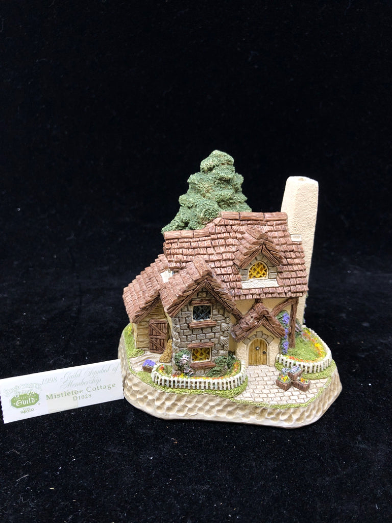 DAVID WINTER COTTAGE MISTOLE COTTAGE W LITTLE SIGN.