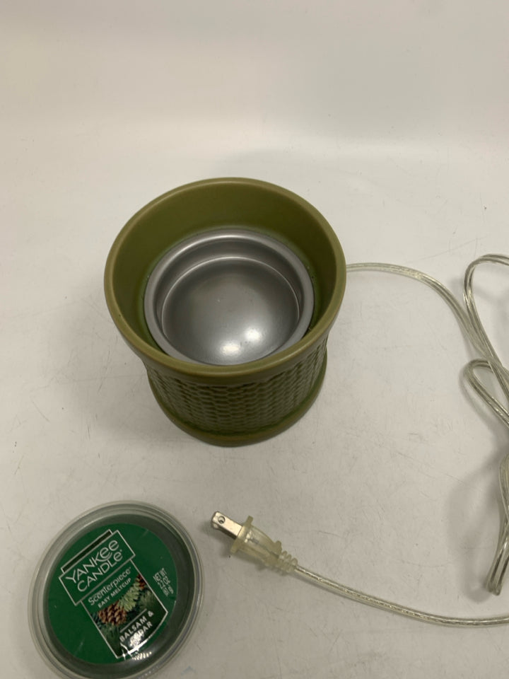 CERAMIC BASKET WEAVE TART WARMER W/ BALSAM & CEDAR WAXER MELT.