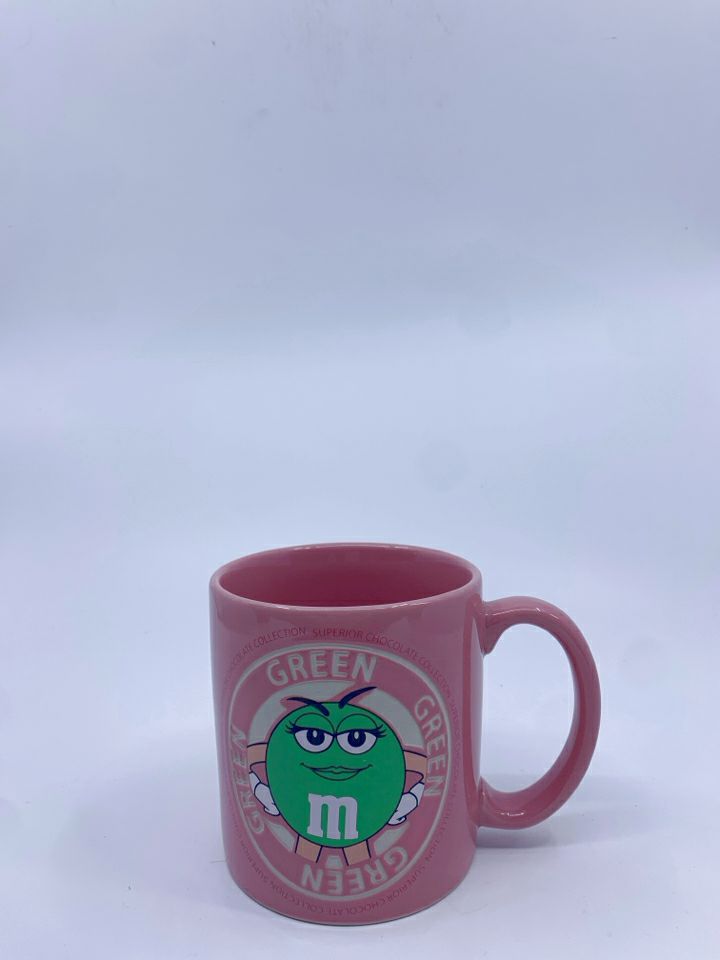 LARGE PINK MUG GREEN M&M.