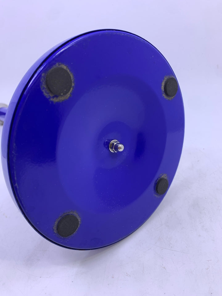 BLUE METAL PAPER TOWEL HOLDER.