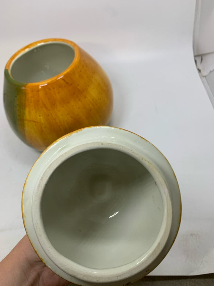 VTG SAKURA SONOMA PEAR CERAMIC PAINTED COOKIE JAR.
