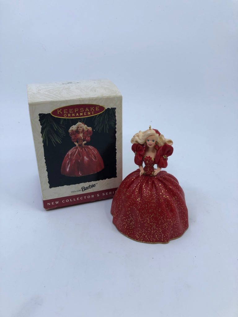 HALLMARK HOLIDAY BARBIE ORNAMENT.