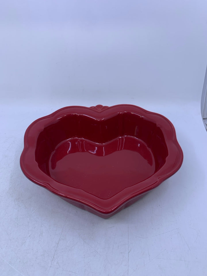 HEART SHAPED BAKING DISH.