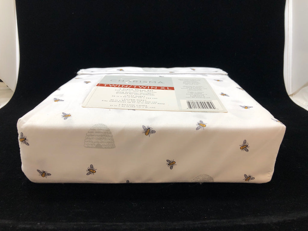 NEW 4PC TWIN BED SHEETS-BEE & HIVE