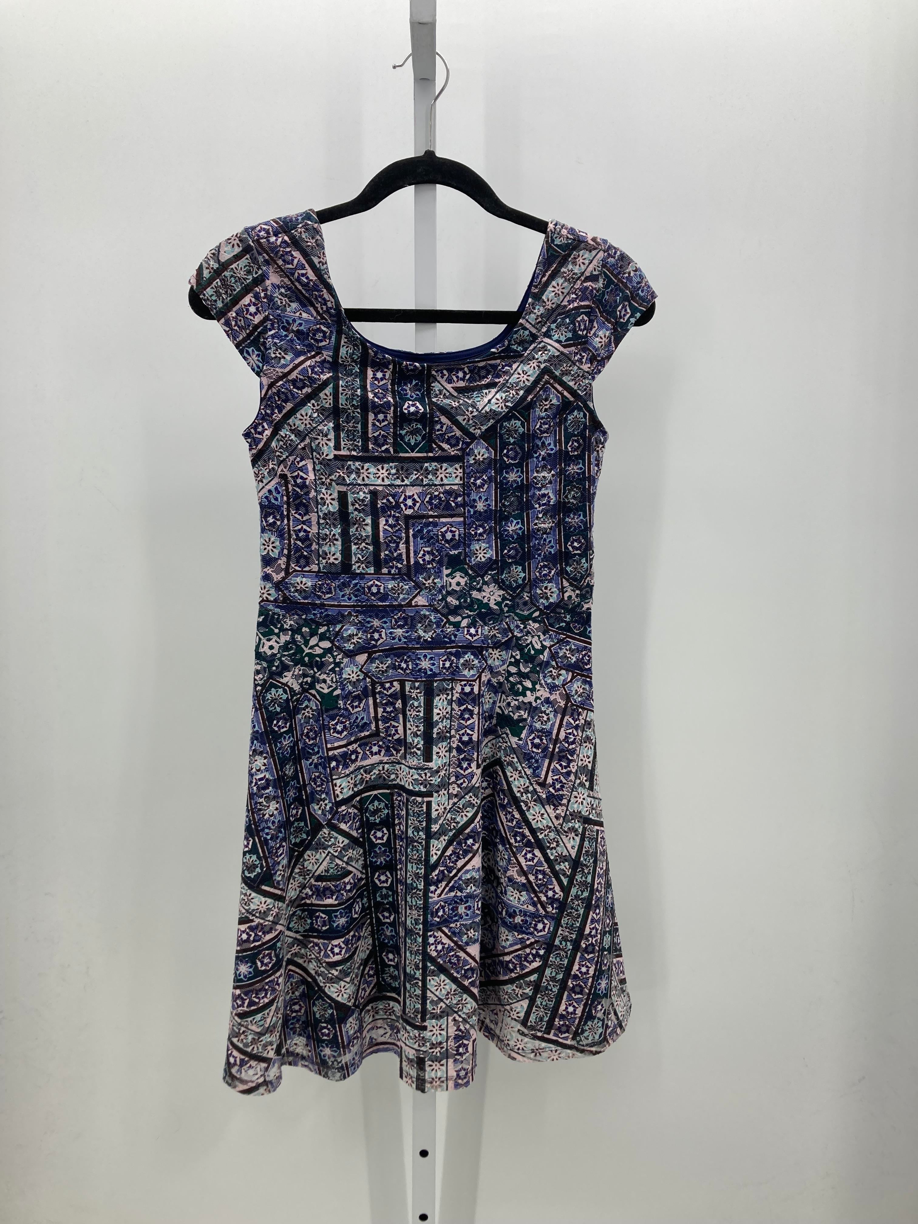 Xhilaration Size Medium Misses Short Sleeve Dress