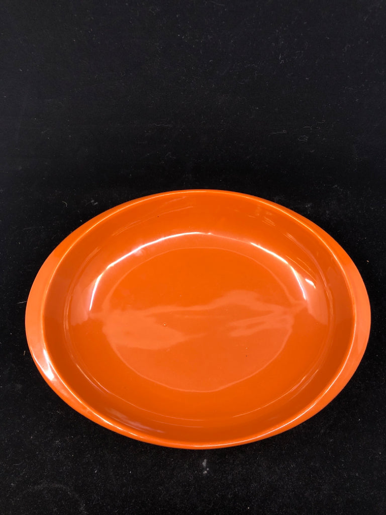 OVAL ORANGE STONEWARE SERVER.