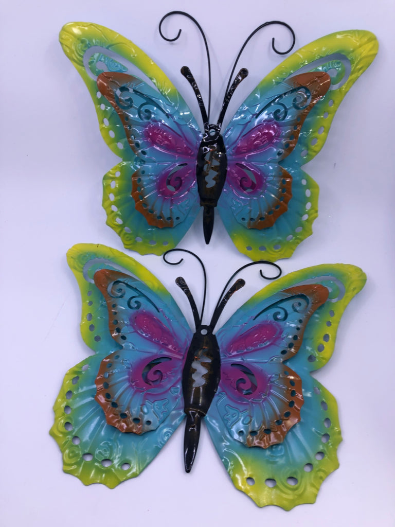 2 WALL HANGING BLUE/ PURPLE BUTTERFLIES.