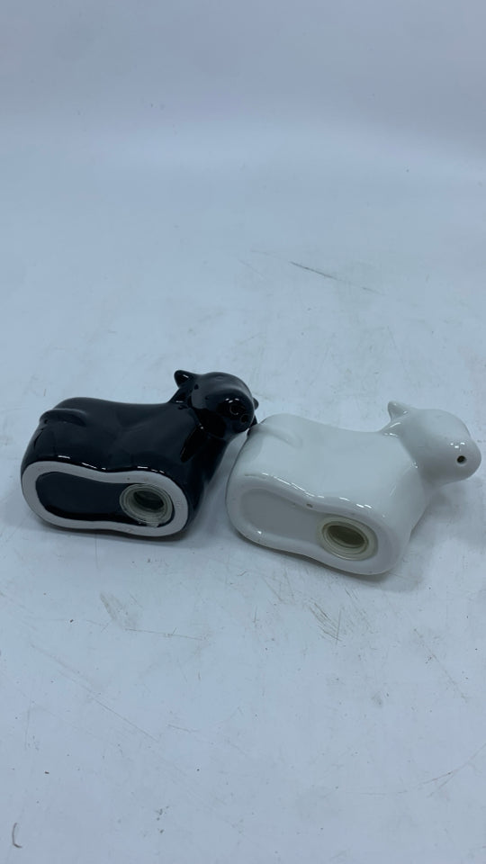 BLACK & WHITE COW S/P SHAKERS.