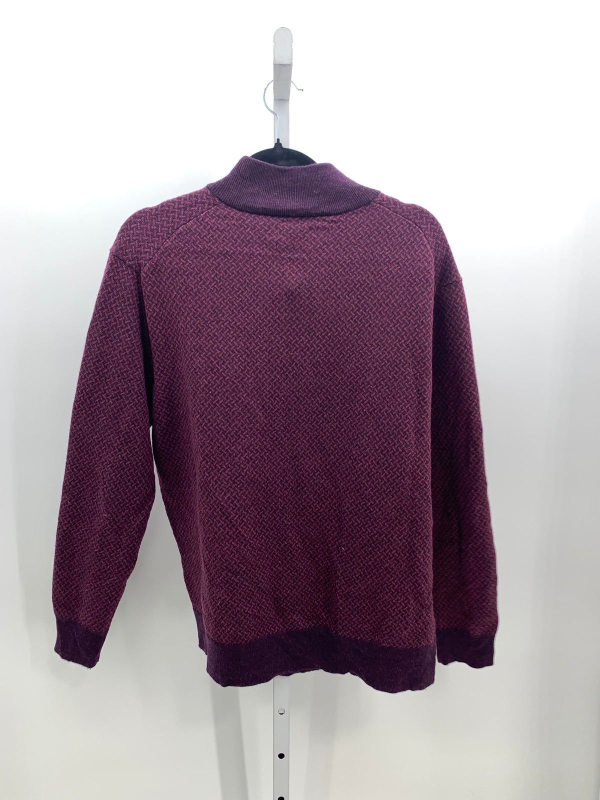 PATTERN BTNS HENLEY