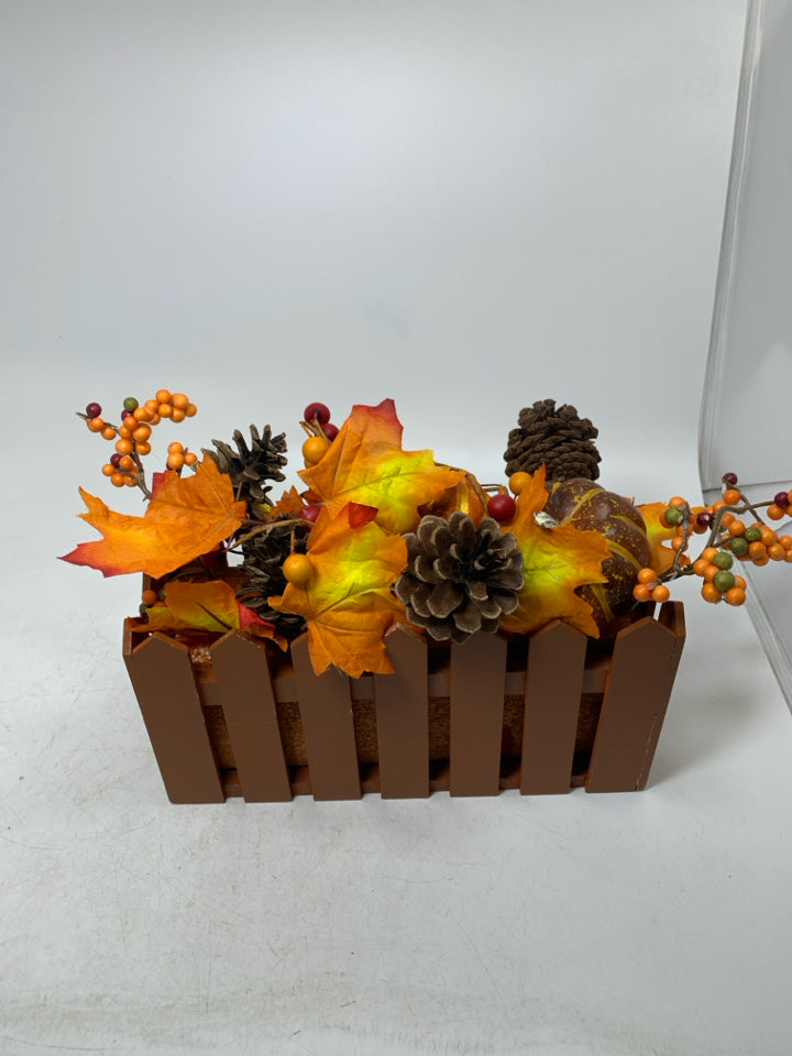 FENCE SHAPED PLANTER W/ FALL BOUQUET.