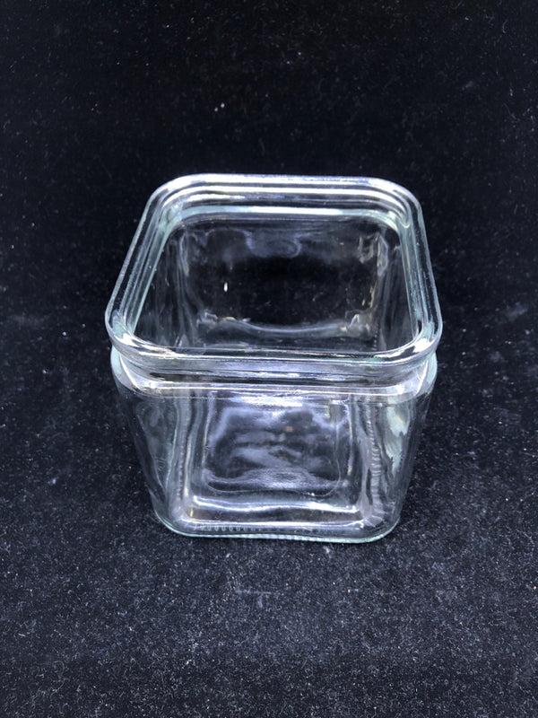THICK SHORT SQUARE CLEAR GLASS VASE.
