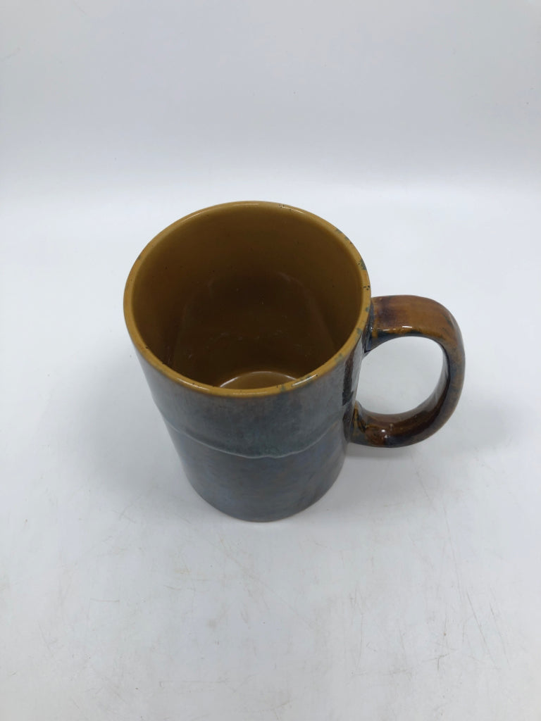 BLUE/BROWN DRIP GLAZE MUG.