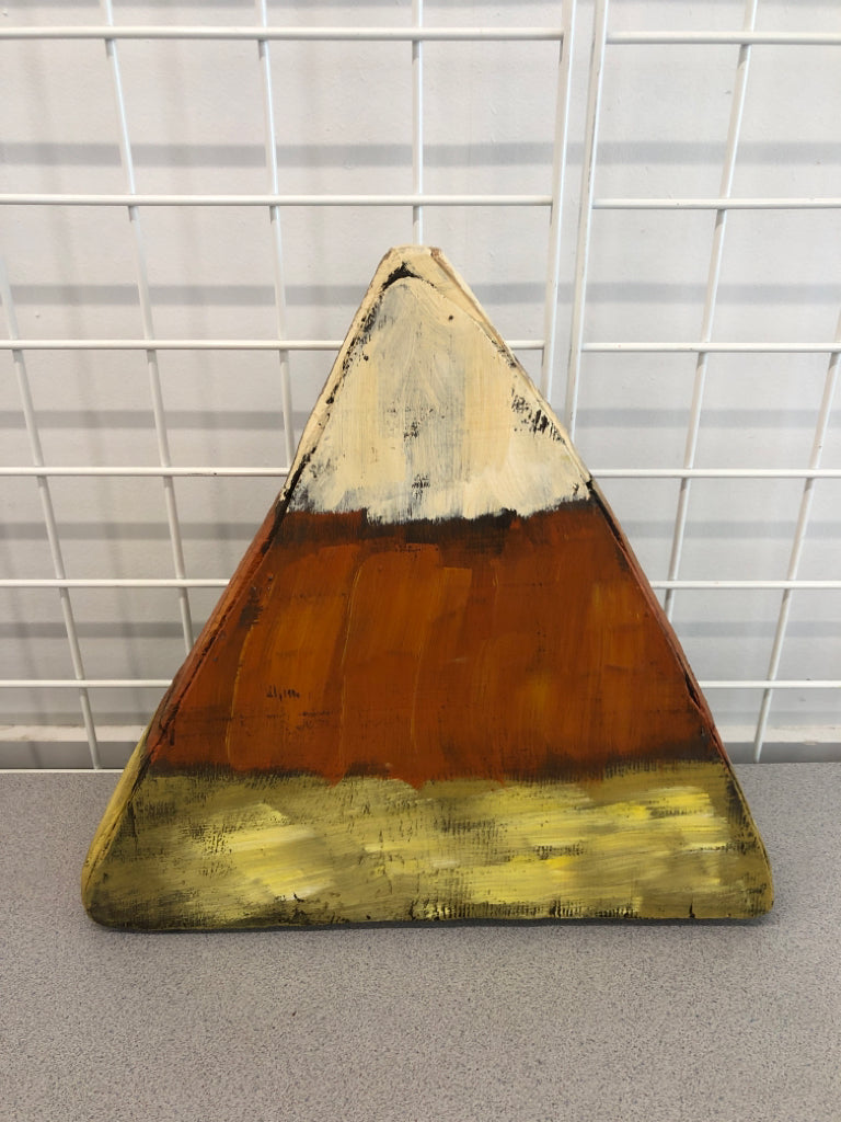 WOOD CANDY CORN JACK O LANTERN DECOR.