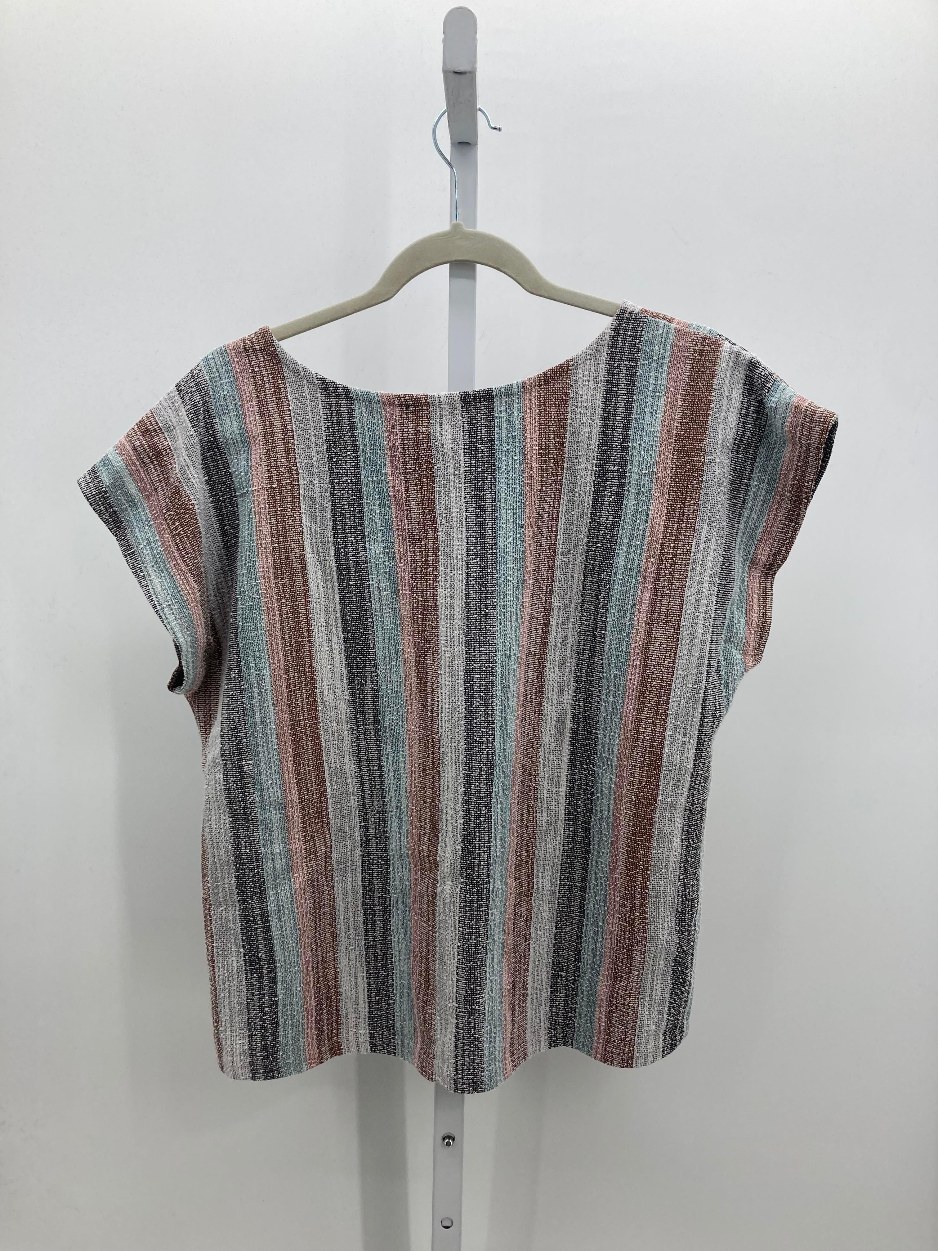W5 Size Large Misses Short Sleeve Shirt
