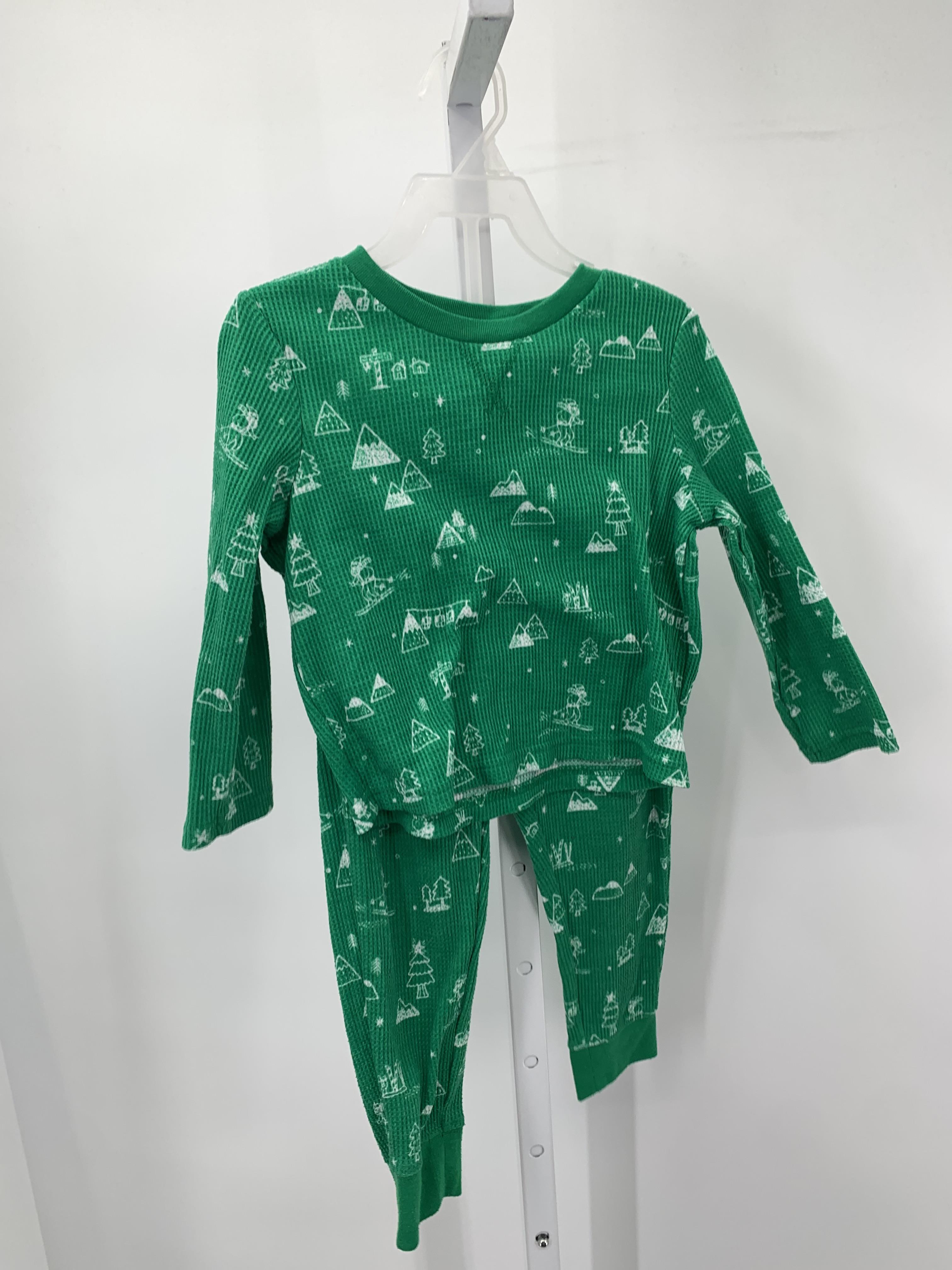 PAJAMAS SKIING SANTA.