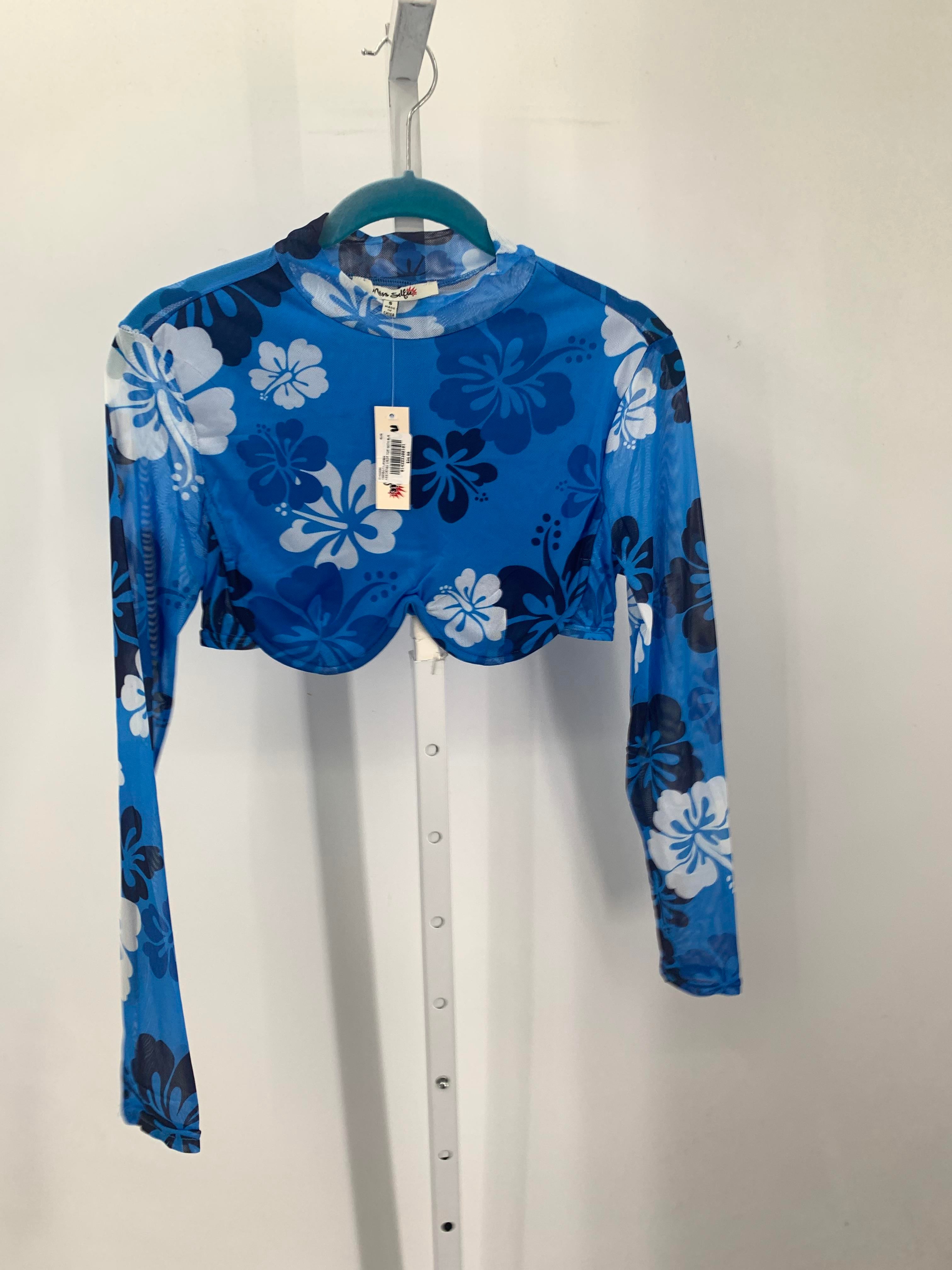 Size Small Juniors Long Sleeve Shirt