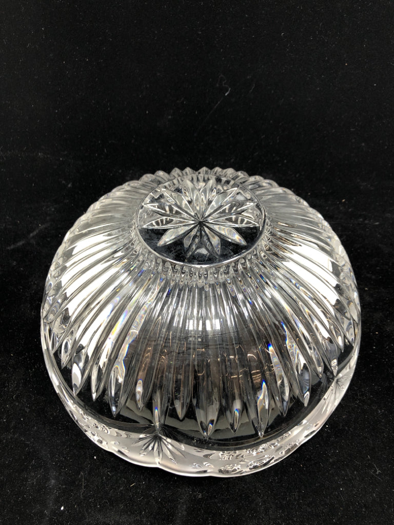 GLASS SERVING BOWL W/FROSTED ROSE RIM.