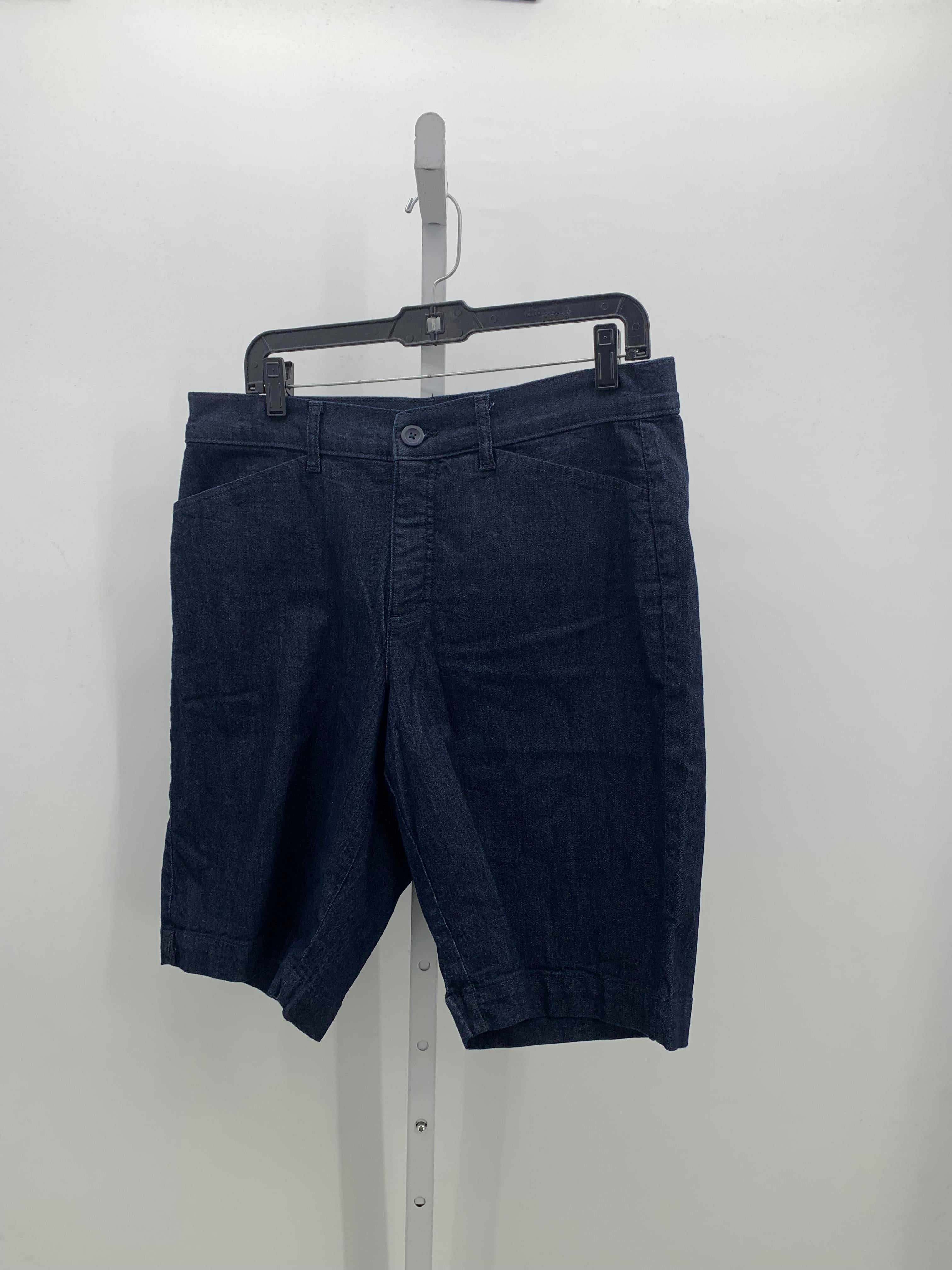 St. Johns Bay Size 14 Misses Shorts