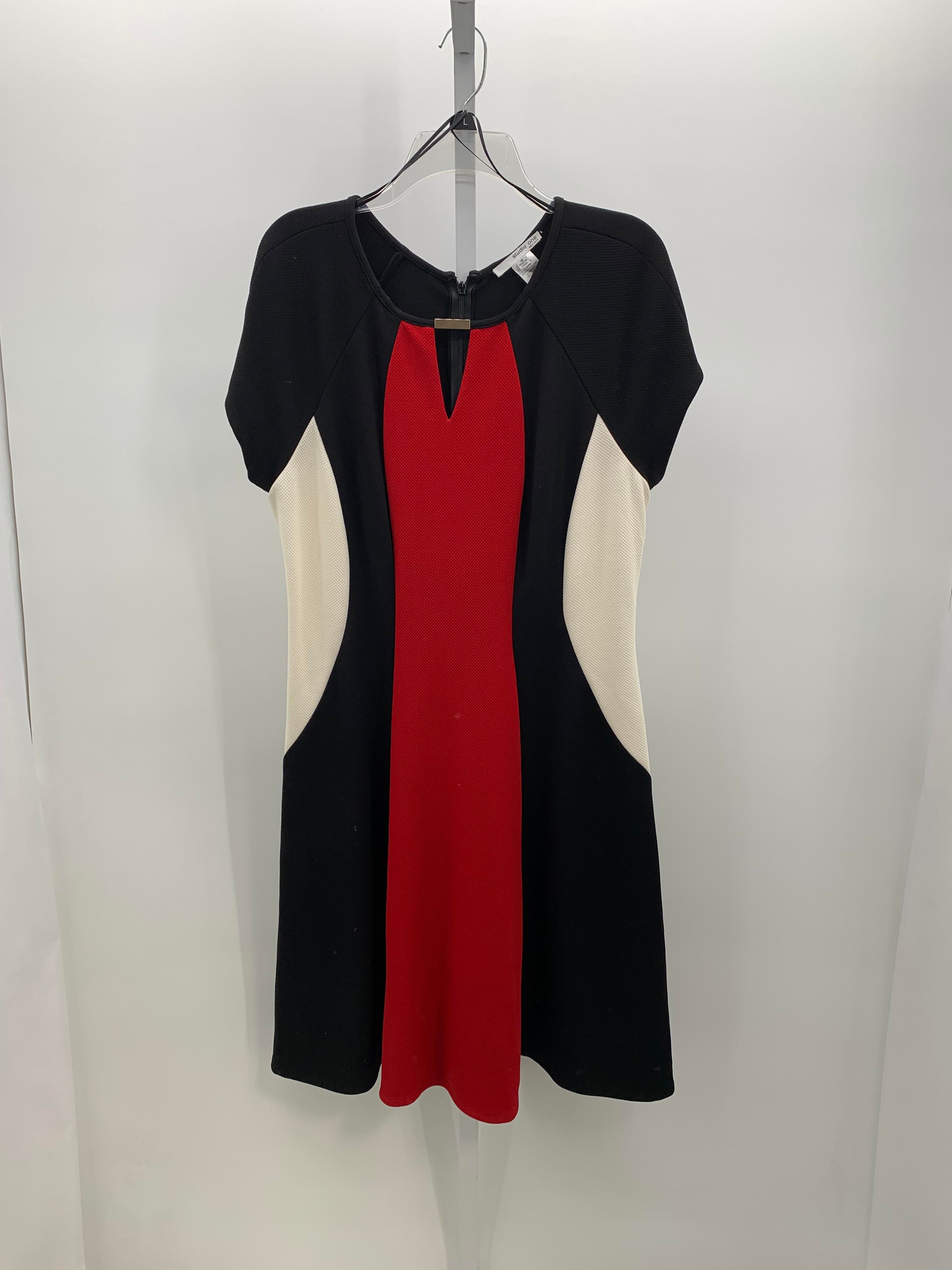 Size 16 Misses Short Sleeve Dress