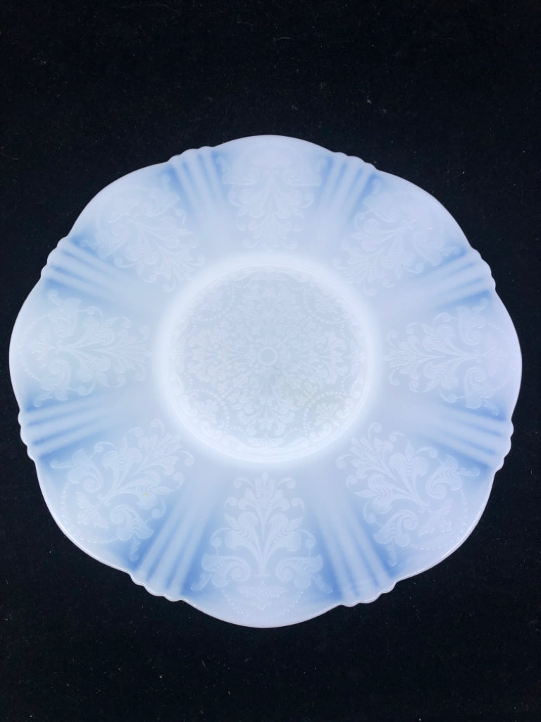 VTG AMERICAN SWEETHEART MONAX GLASS PLATTER W SCROLL DESIGN.