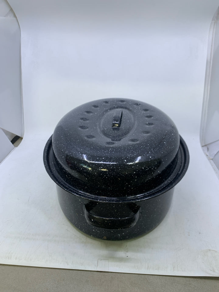 BLACK SPECKLES ENAMEL ROASTING PAN W/ LID.