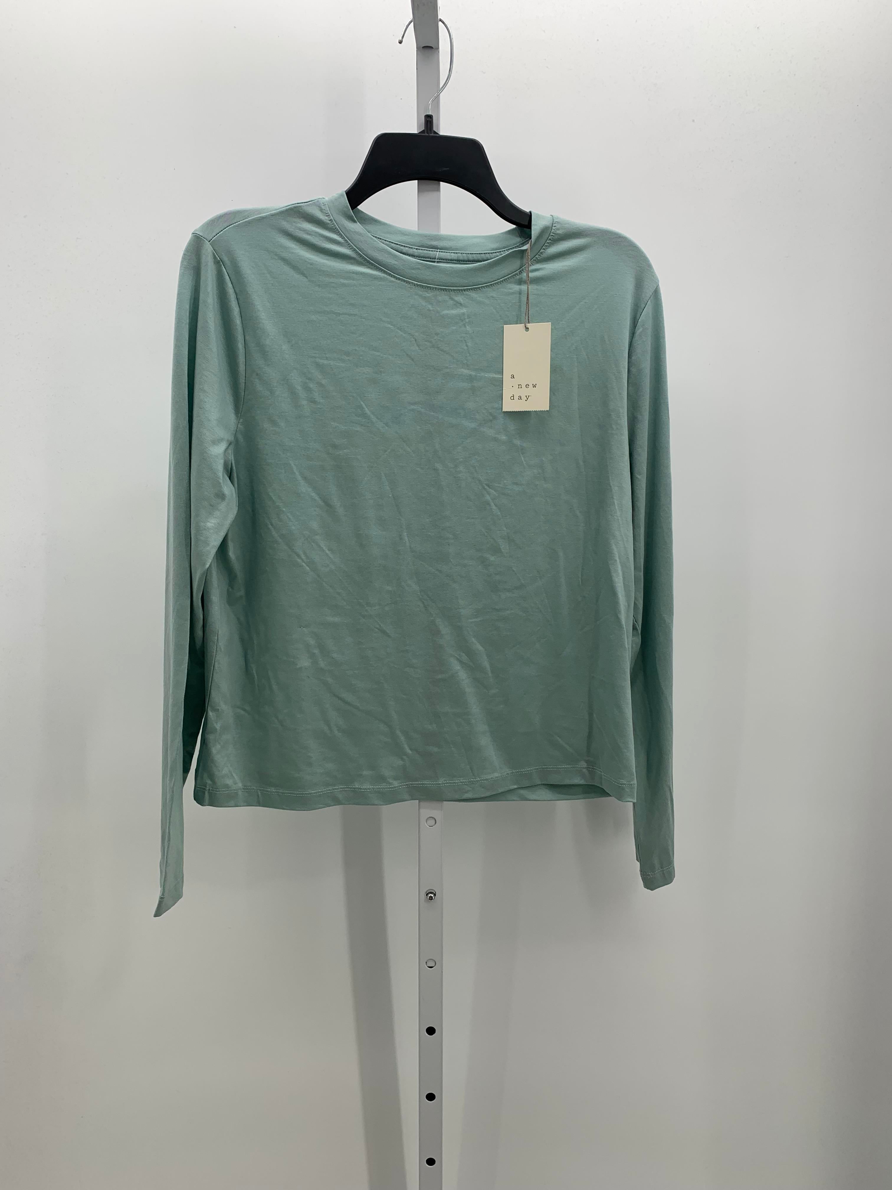 A New Day Size Medium Misses Long Sleeve Shirt