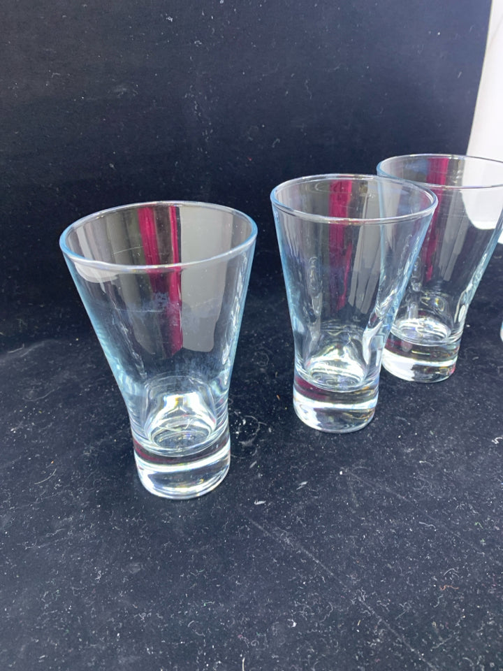 4 SKINNY BOTTOM FLARED TOP GLASSES.