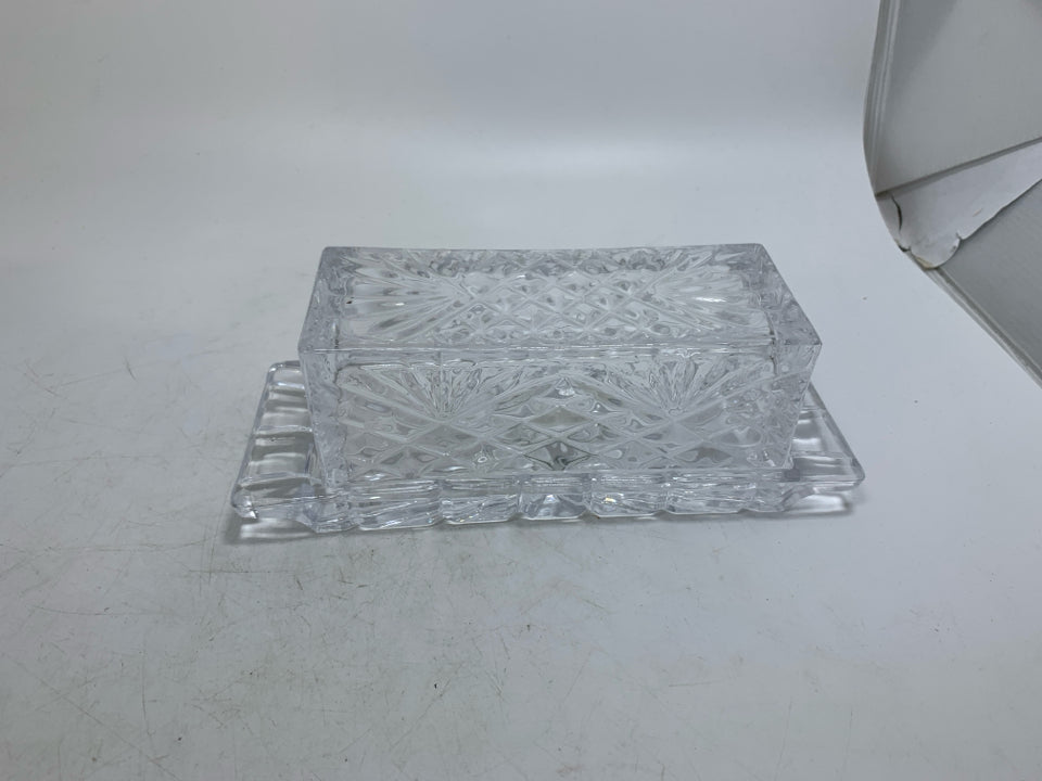 VTG LARGE LEAD CRYSTAL COVERED BUTTER DISH.