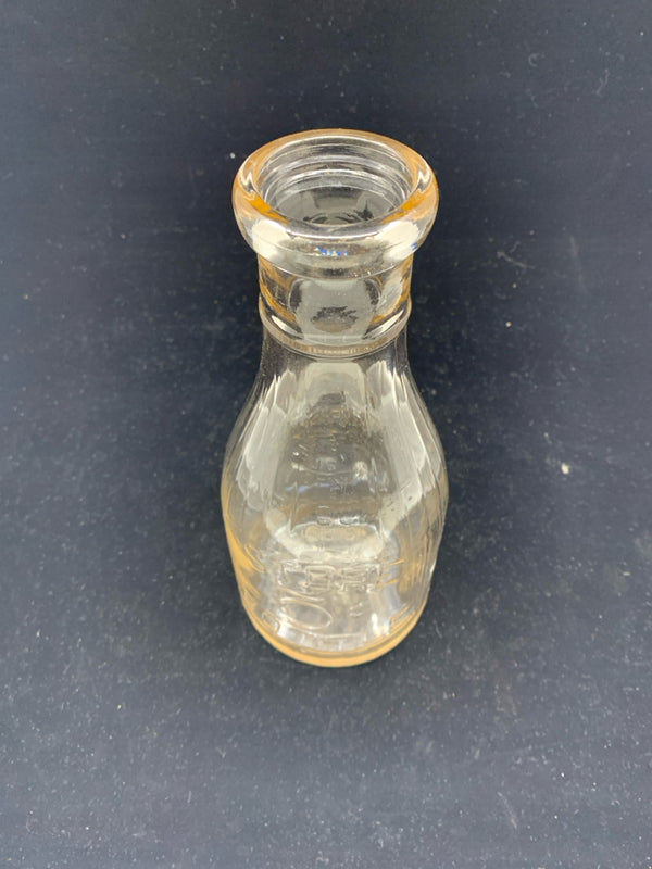 VTG UNIVERSAL STORE 5 CENT MILK BOTTLE.