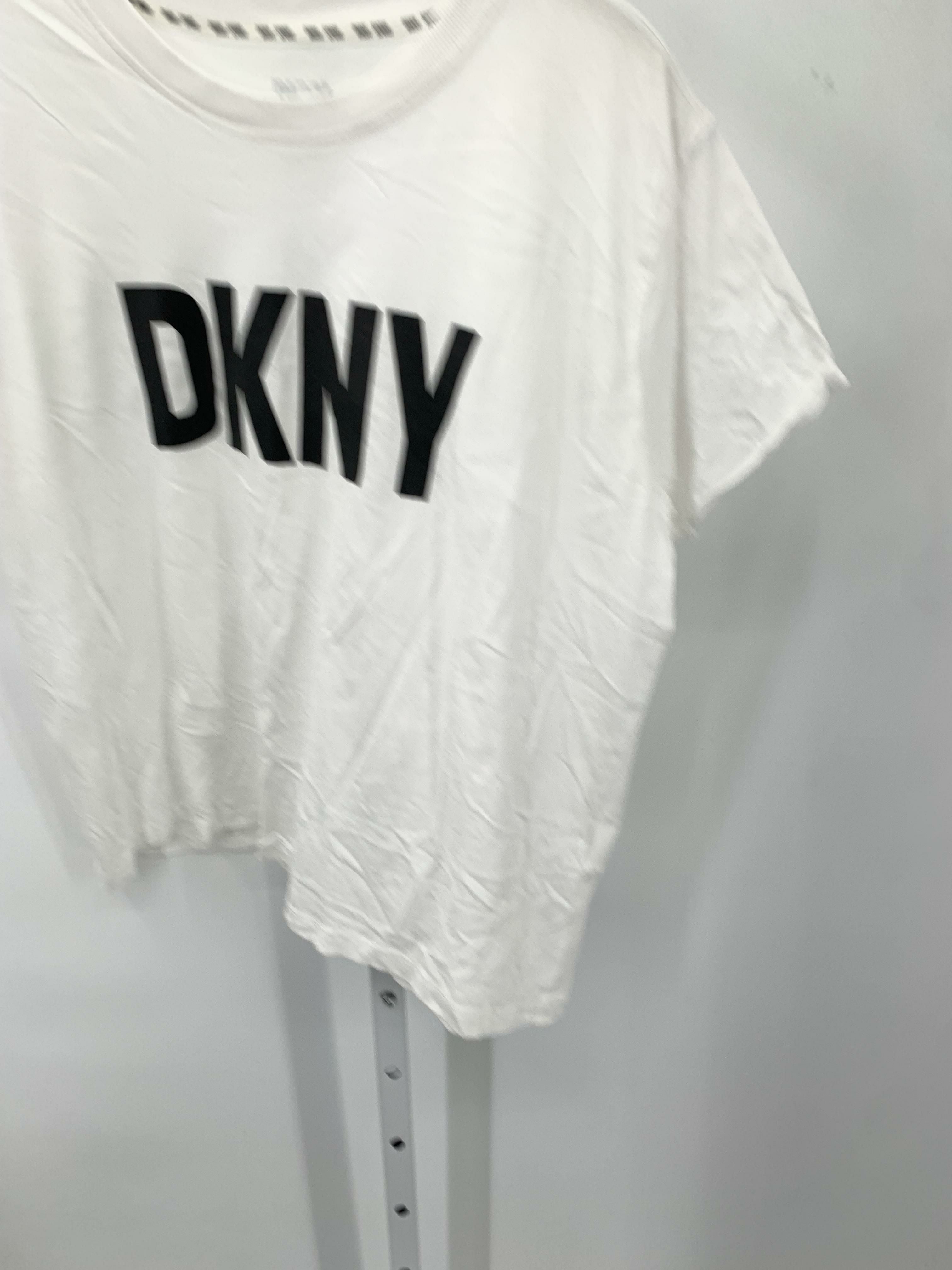 DKNY Size Extra Large Misses Short Sleeve Shirt