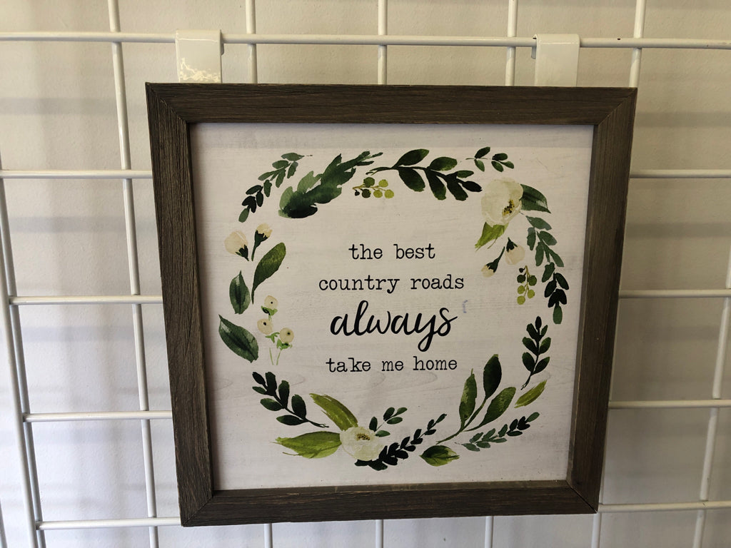 THE BEST COUNTRY ROADS-  GREEN WREATH IN GREY WASHED FRAME WALL ART.