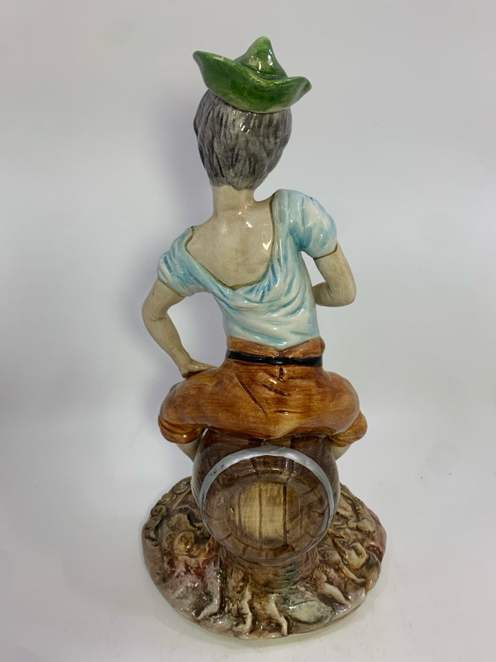VTG CAPODIMONTE PORCELAIN MAN SITTING ON BARREL FIGURINE.