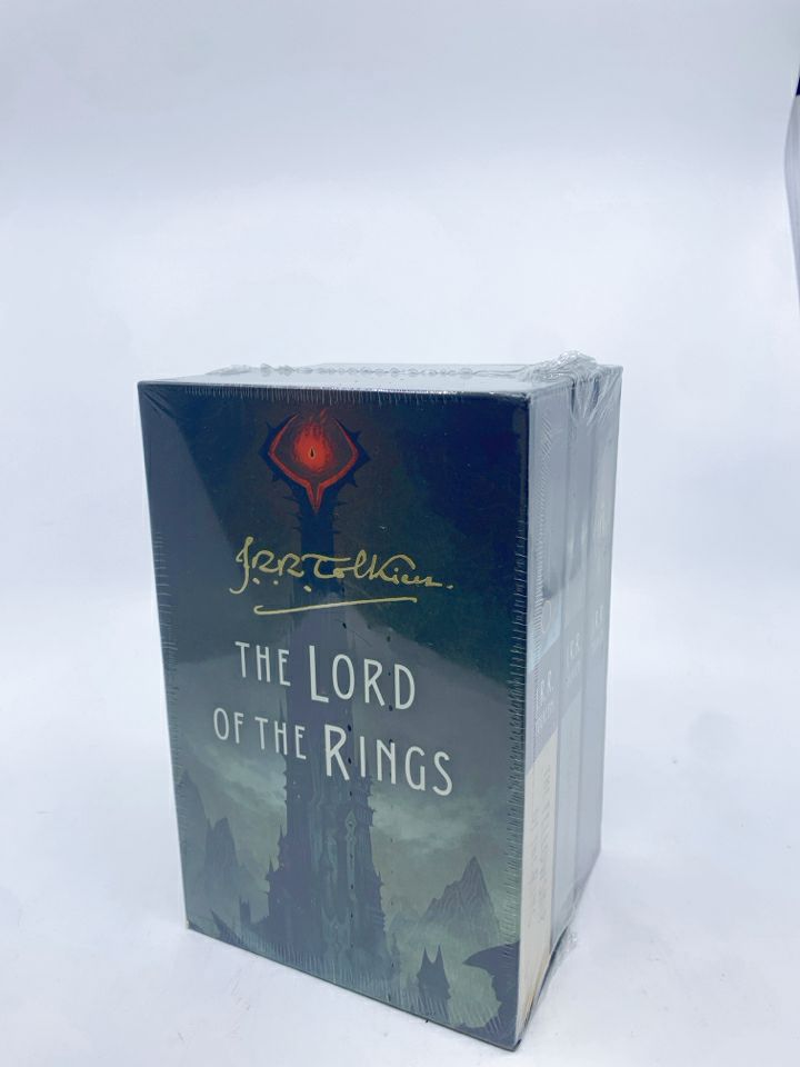 NIP LORD OF THE RINGS BOOK SET